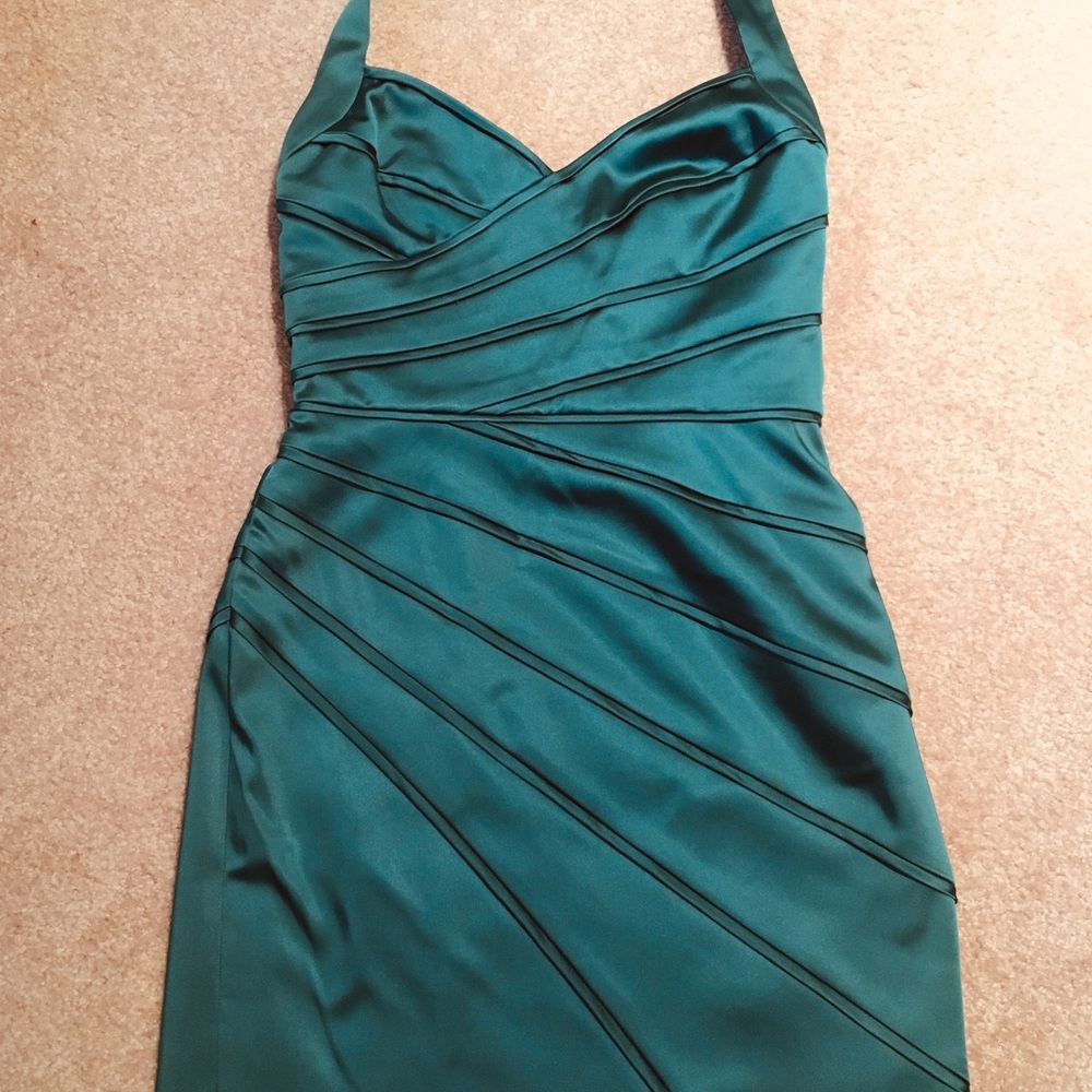 Laundry by Shelli Segal dress